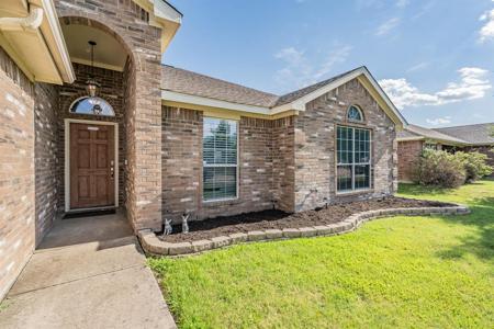 4706 Fox Meadows Lane