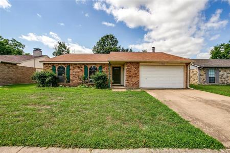 1705 Clark Trail