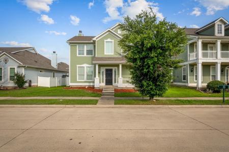 920 Fox Grove Lane