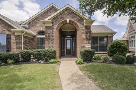 3006 Redcliff Lane