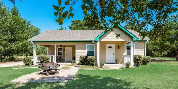14593 County Road 2370
