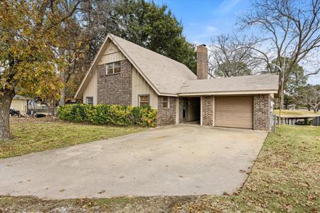 4205 Chaparral Court