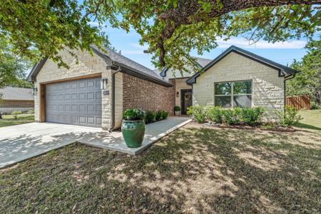 5004 Moss Rock Trail