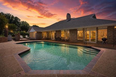 126 Shepherds Glen Road