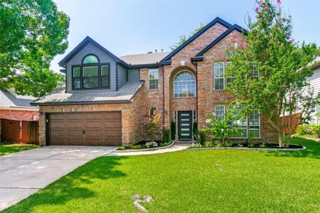2811 Stonehurst Drive