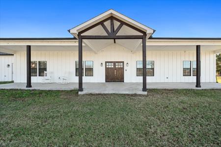 200 County Road 2190