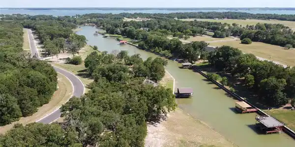 L 439 Waters Edge Drive