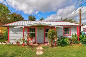 128 Lakeview Drive W