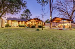 10133 Lynn Lane