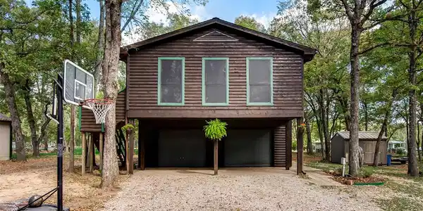 129 Walker Trace