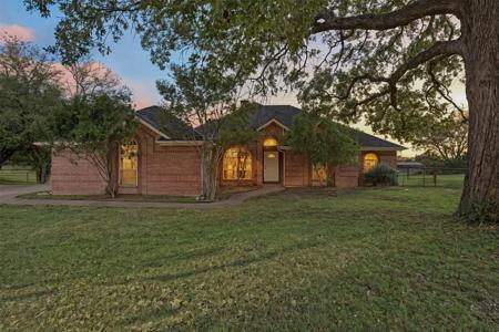 3300 Hummingbird Court