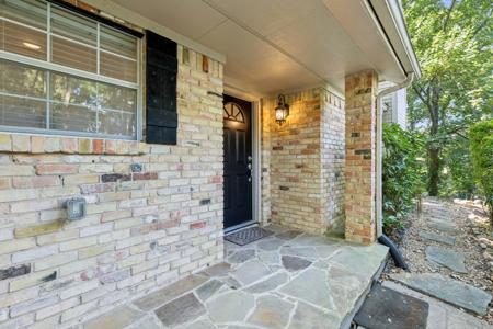 103 Aurora Circle