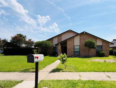 5218 Barcelona Drive