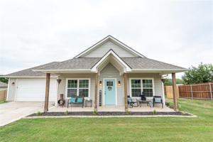 3917 Laramie Trail