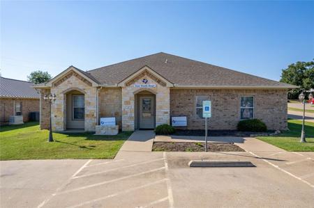 2003 Rockview Drive