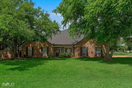 215 Crosscreek Drive