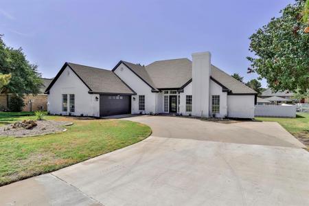2500 Waters Edge Drive