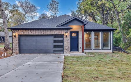 1617 Cherokee Trace
