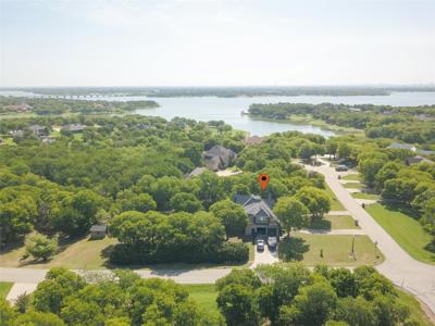 3803 Fishermans Cove