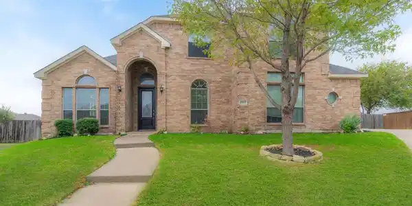 6833 Muleshoe Lane