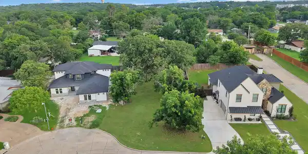 209 Familia Court