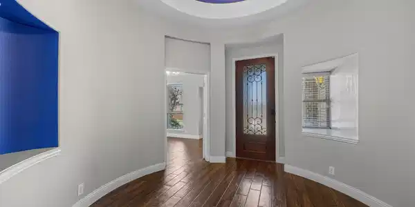 Image 4 Image 4
