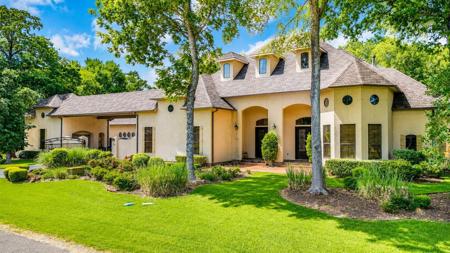 299 Saint Andrews Drive