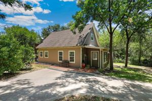 516 Siesta Court
