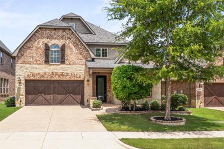 2832 Earl Drive