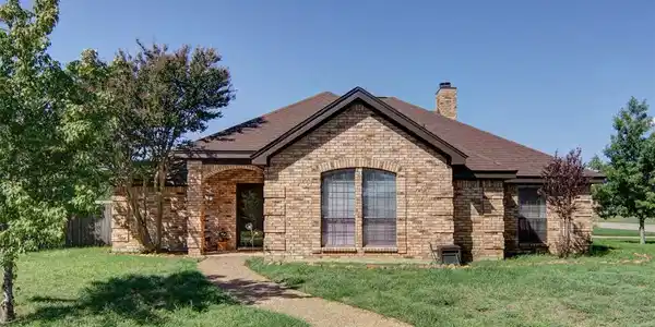 7437 Lake Country Drive