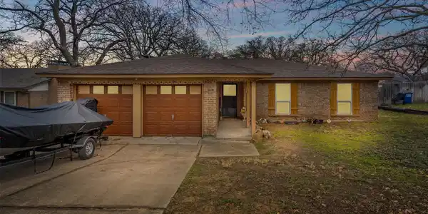 724 Timberoaks Drive