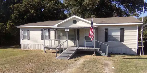 5802 SE County Road 1098