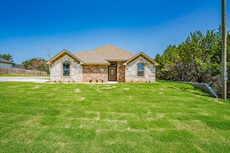 2600 Creek Drive