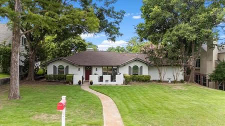 213 Rockbrook Drive