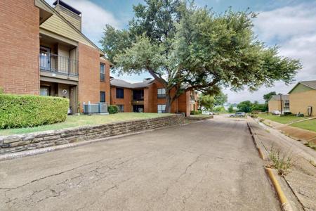 5909 Lake Hubbard Parkway