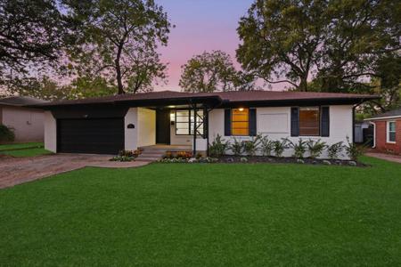 6611 Highgate Lane