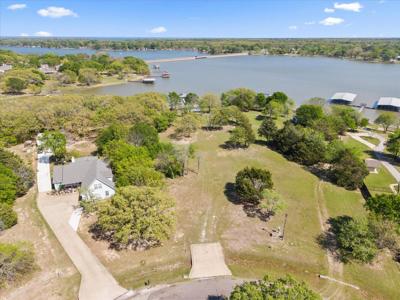 2776 Waters Edge