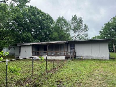 2445 Elmwood Drive