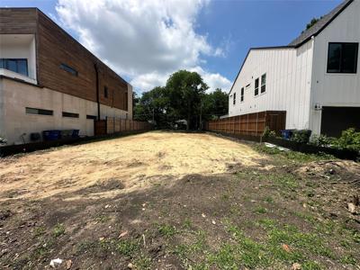 8623 San Fernando