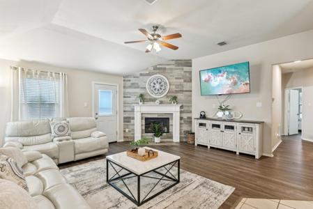 1860 Barton Springs Drive