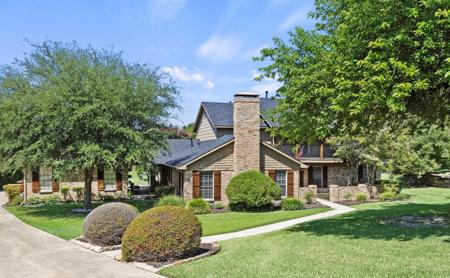 5 Shepherds Way
