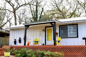 425 Briar Grove