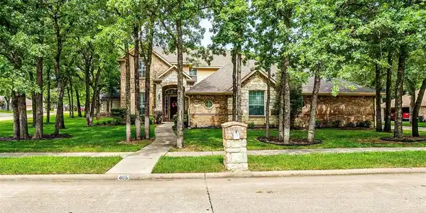 405 Windjammer Lane