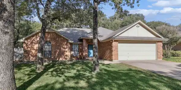 941 Lake Ridge Drive