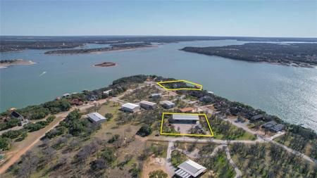 104 Oak Point Circle