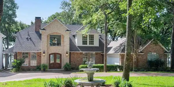 252 Stonewall Drive