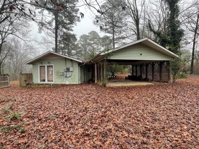 8696 Highway 169