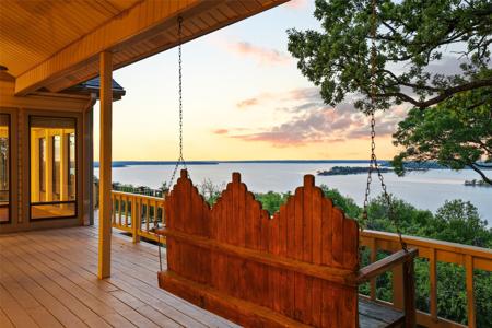 222 Island View Drive