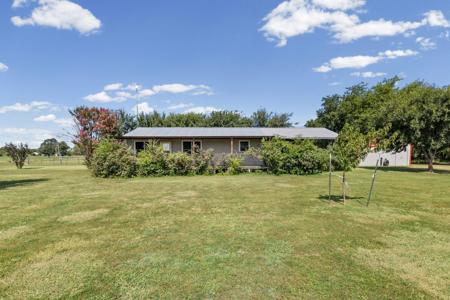 126 Private Road 5449