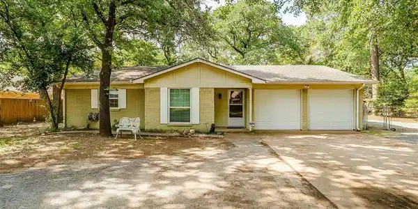 7215 Allyn Drive